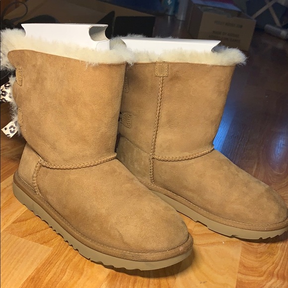 Ugg Boots - Picture 4 of 5
